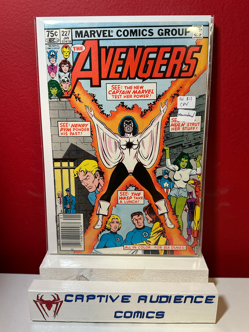 Avengers, The Vol. 1 #227 - Newsstand CPV - FN