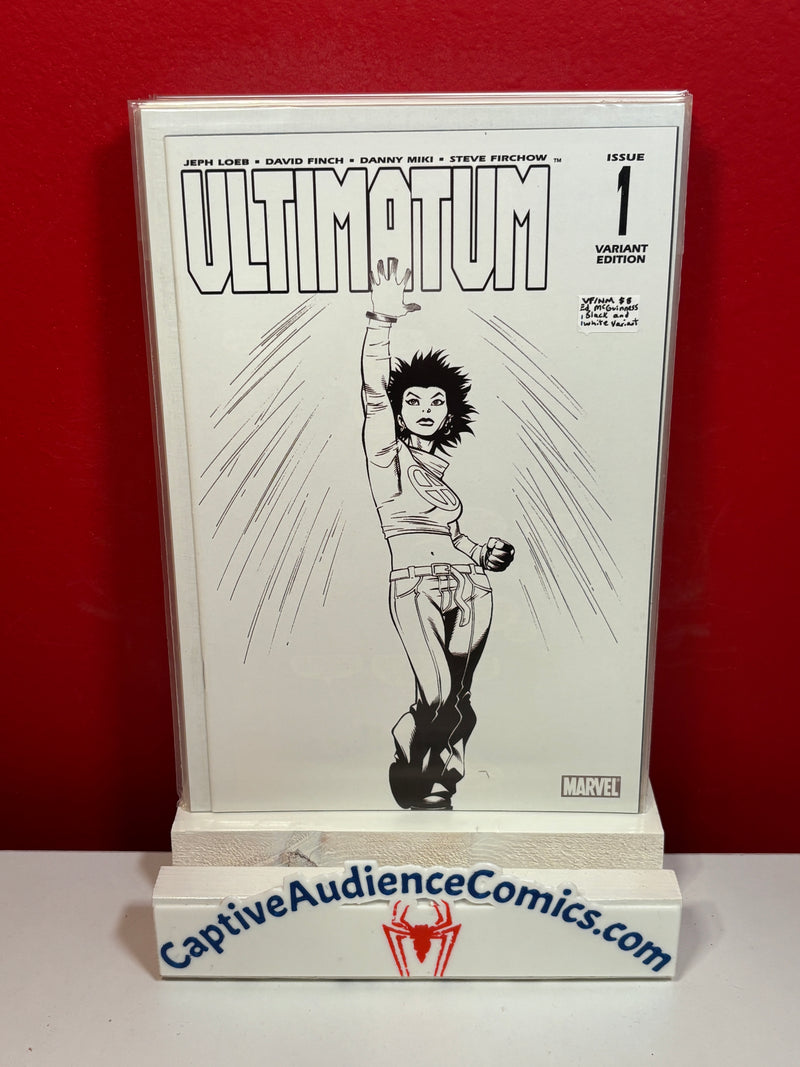 Ultimatum #1 - Ed McGuinness I Black and I White Variant - VF/NM