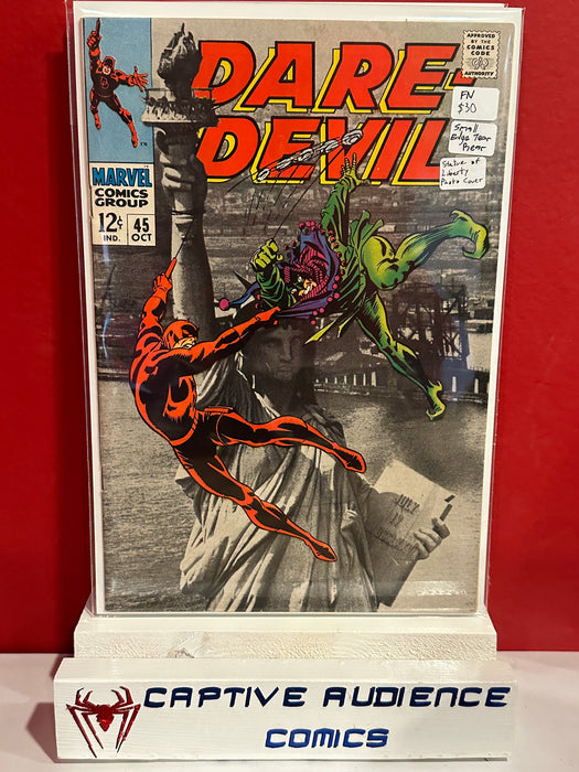 Daredevil, Vol. 1 #45 - Small Edge Tear Rear - Statue of Liberti Photo Cover - FN