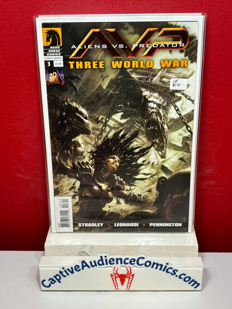 Aliens vs. Predator: Three World War #3 - VF