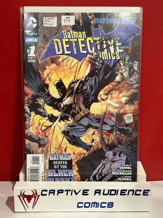 Detective Comics, Vol. 2 Annual #1 - Signed Tony Daniel - NM