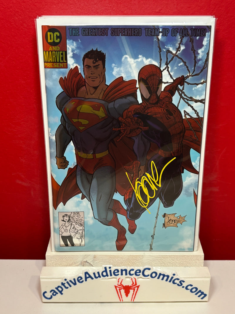 Superman/Spider-Man #1 - Megacon Spot Foil Variant Signed Kaare Andrews Ltd 1000 - NM