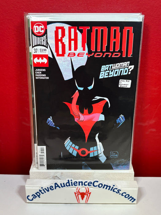 Batman Beyond, Vol. 6 #37 - 1st Batwoman Beyond - VF/NM