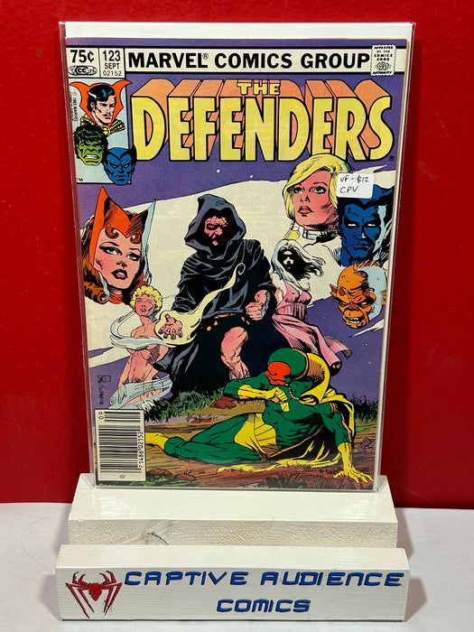 Defenders, The Vol. 1 #123 - CPV - VF-