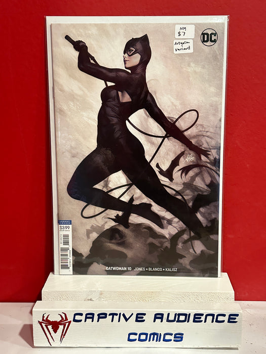 Catwoman, Vol. 5 #10 - Artgerm Variant - NM