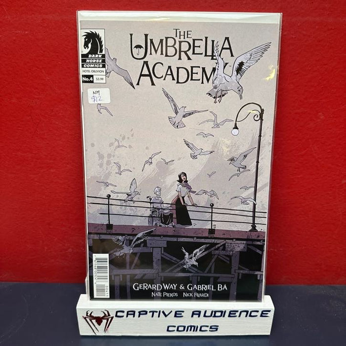 Umbrella Academy: Hotel Oblivion #4 - NM